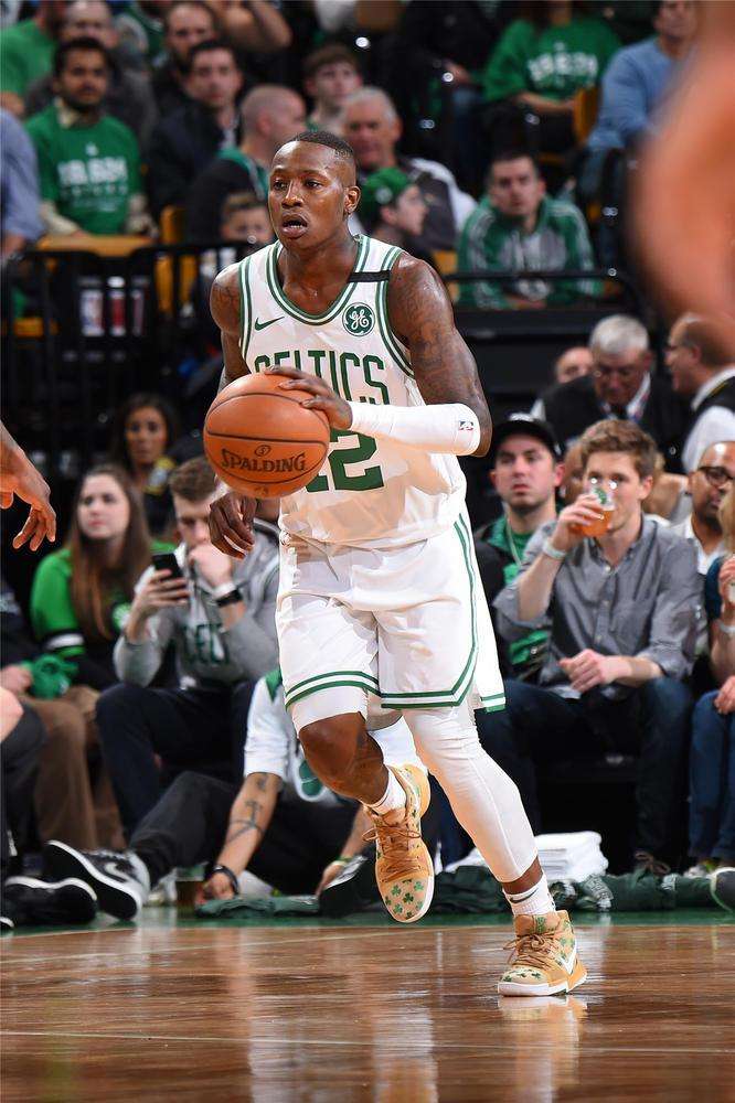 而正因为他 而正因为他