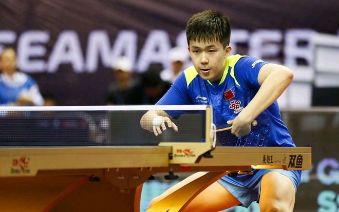 足协杯上的 足协杯上的